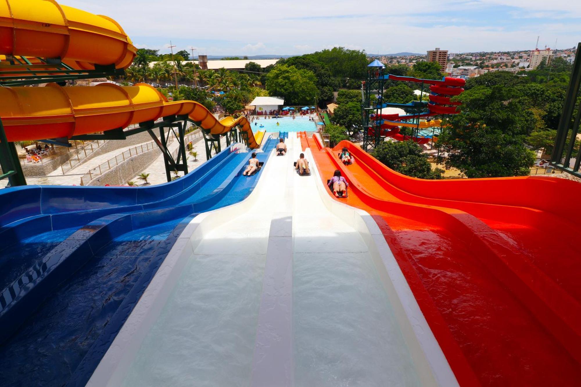 Spazzio Diroma Com Acesso Ao Acqua Park, Splash E Slide Caldas Novas Exterior photo