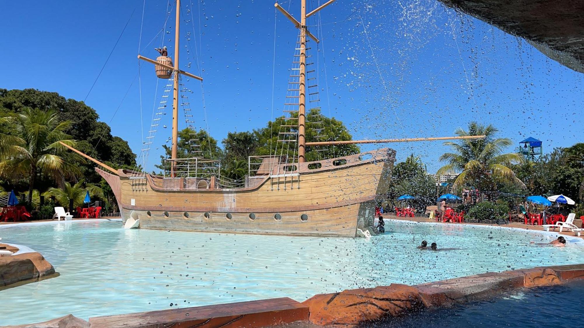 Spazzio Diroma Com Acesso Ao Acqua Park, Splash E Slide Caldas Novas Exterior photo