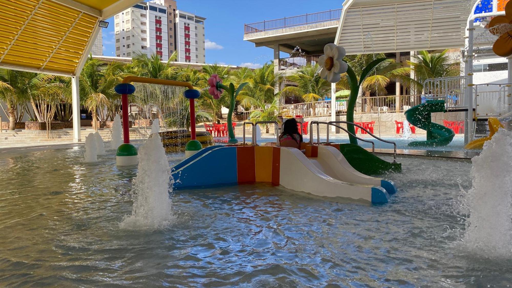 Spazzio Diroma Com Acesso Ao Acqua Park, Splash E Slide Caldas Novas Exterior photo